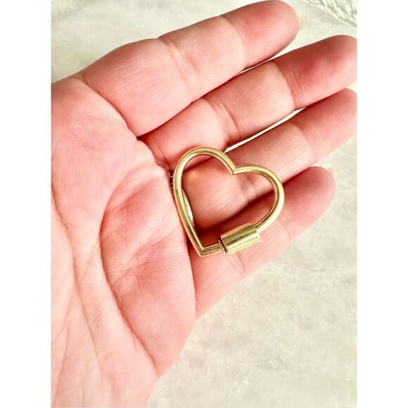 Valentine‘s gold color heart key ring  - Picture 3 of 3